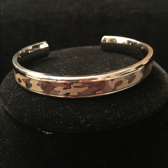 New,High-Tech Polished,Stainless Steel Bracelet(s) - Picture 1 of 2